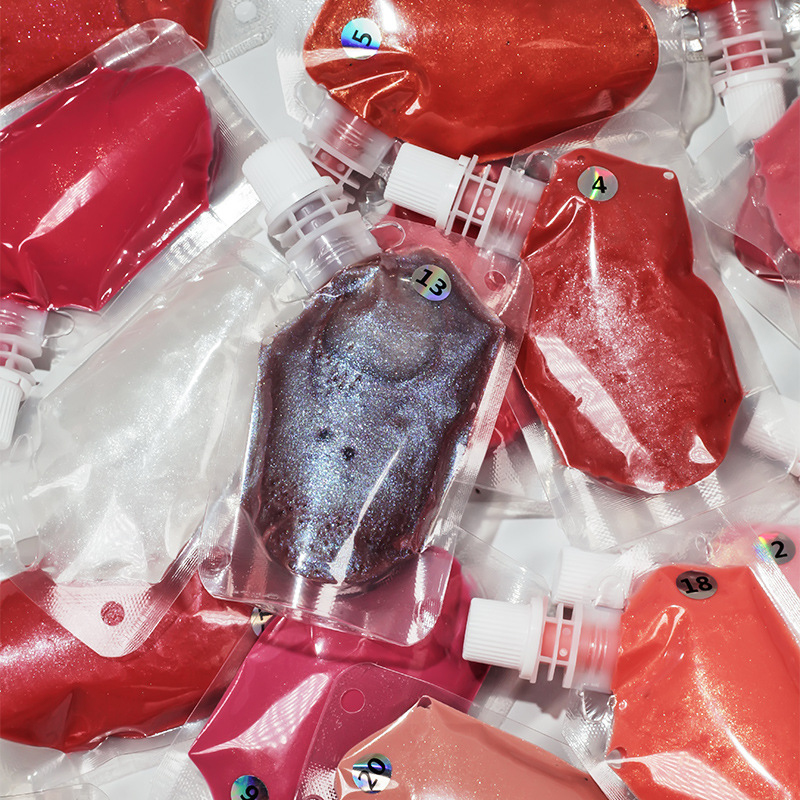 200 ml plastikowa torebka z końcówką błyszczyka do ust Wegański i nietestowany na zwierzętach gotowy pigment bazowy błyszczyka